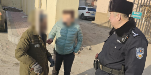 寒冬暖警事：南岗分局民警巡逻中救助走失老人